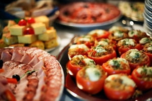 Ways to keep pests out of the hotel restaurant